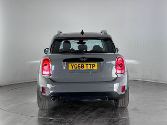 MINI Countryman 1.5 7.6kWh Cooper SE Auto ALL4 Euro 6 (s/s) 5dr