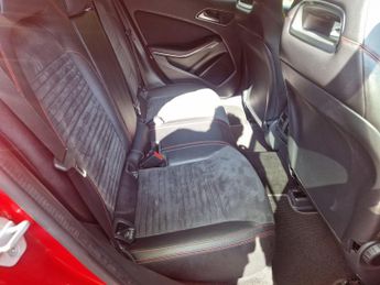 Mercedes-Benz GLA 2.1 GLA200d AMG Line (Executive) 7G-DCT Euro 6 (s/s) 5dr