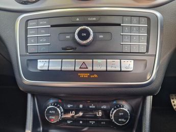 Mercedes-Benz GLA 2.1 GLA200d AMG Line (Executive) 7G-DCT Euro 6 (s/s) 5dr