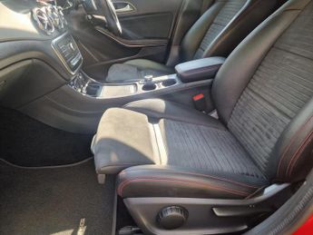 Mercedes-Benz GLA 2.1 GLA200d AMG Line (Executive) 7G-DCT Euro 6 (s/s) 5dr