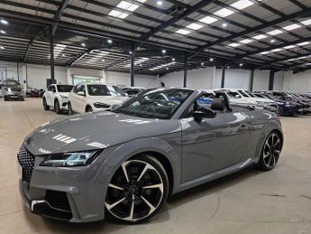 Audi TT 2.5 TFSI Roadster S Tronic quattro Euro 6 (s/s) 2dr