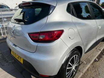 Renault Clio 1.2 16V Expression Euro 5 5dr