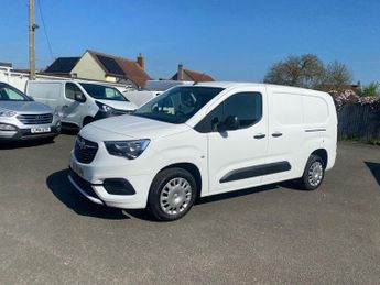Vauxhall Combo 1.5 Turbo D 2300 Sportive L2 H1 Euro 6 (s/s) 4dr