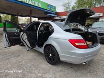 Mercedes-Benz C Class 2.1 C220 CDI BlueEfficiency Elegance G-Tronic+ Euro 5 (s/s) 4dr