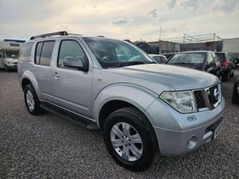 Nissan Pathfinder 2.5 dCi Aventura 5dr