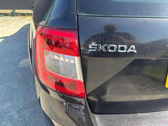 Skoda Octavia 2.0 TDI Scout DSG 4WD Euro 6 (s/s) 5dr