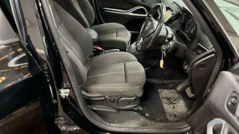 Vauxhall Zafira Tourer 1.4i Turbo SRi Nav Auto Euro 6 5dr