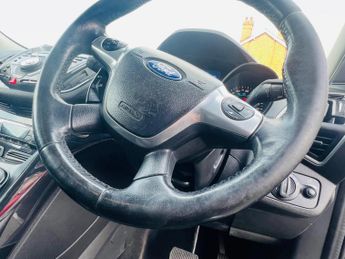 Ford Kuga 2.0 TDCi Titanium Powershift AWD Euro 5 5dr