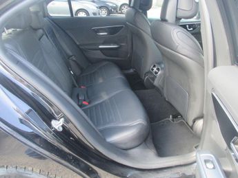 Mercedes-Benz C Class 2.0 C220dh MHEV AMG Line (Premium) G-Tronic+ Euro 6 (s/s) 4dr
