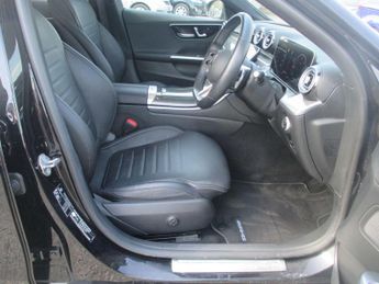 Mercedes-Benz C Class 2.0 C220dh MHEV AMG Line (Premium) G-Tronic+ Euro 6 (s/s) 4dr