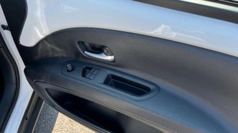 Toyota Aygo X 1.0 VVT-i Edge Euro 6 (s/s) 5dr