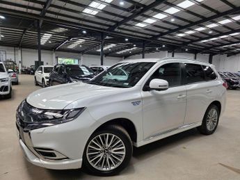 Mitsubishi Outlander 2.4h TwinMotor 13.8kWh 5h CVT 4WD Euro 6 (s/s) 5dr
