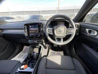 Volvo Xc40 + RECHARGE EV