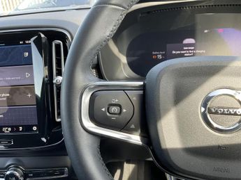 Volvo Xc40 + RECHARGE EV