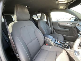 Volvo Xc40 + RECHARGE EV