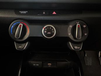 Kia Rio 1.0 T-GDi 2 Euro 6 (s/s) 5dr