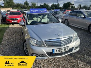 Mercedes C Class 2.1 C220 CDI BlueEfficiency Elegance G-Tronic+ Euro 5 (s/s) 4dr