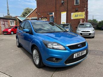 Ford Focus 1.6 Titanium 5dr