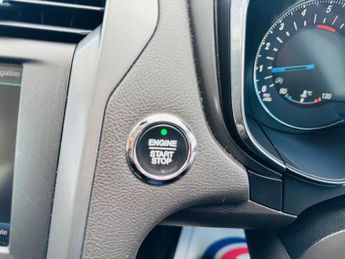 Ford Mondeo 2.0 TDCi Titanium Powershift Euro 6 (s/s) 5dr