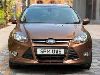 Ford Focus 1.0T EcoBoost Zetec Navigator Euro 5 (s/s) 5dr