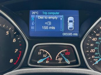 Ford Focus 1.0T EcoBoost Zetec Navigator Euro 5 (s/s) 5dr