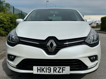 Renault Clio 0.9 TCe Iconic Euro 6 (s/s) 5dr