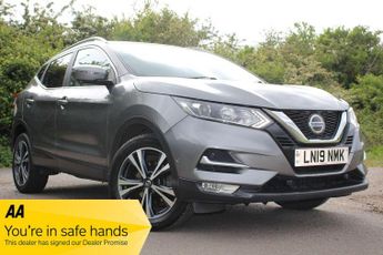 Nissan Qashqai 1.3 DIG-T N-Connecta Euro 6 (s/s) 5dr