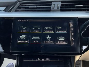 Audi E-Tron S LINE 55 QUATTRO