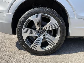 Audi E-Tron S LINE 55 QUATTRO