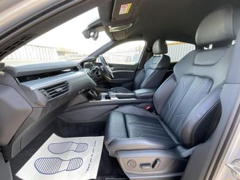 Audi E-Tron S LINE 55 QUATTRO