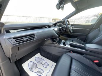 Audi E-Tron S LINE 55 QUATTRO