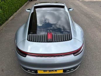 Porsche 911 3.0T 992 Carrera 4S PDK 4WD Euro 6 (s/s) 2dr