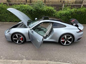 Porsche 911 3.0T 992 Carrera 4S PDK 4WD Euro 6 (s/s) 2dr