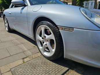 Porsche 911 3.6 996 Carrera 2 Cabriolet Tiptronic S 2dr