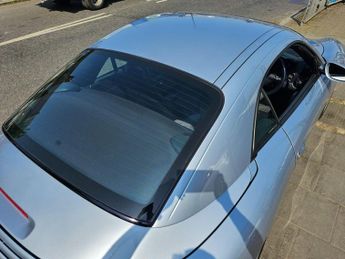 Porsche 911 3.6 996 Carrera 2 Cabriolet Tiptronic S 2dr