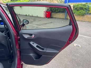 Ford Fiesta 1.0T EcoBoost MHEV Titanium Vignale Euro 6 (s/s) 5dr