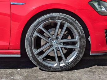 Volkswagen Golf 2.0 TDI BlueMotion Tech GTD DSG Euro 6 (s/s) 5dr
