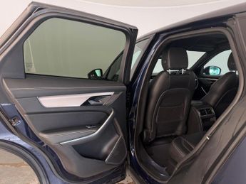 Jaguar F-PACE 2.0 P250i R-Dynamic S Auto AWD Euro 6 (s/s) 5dr