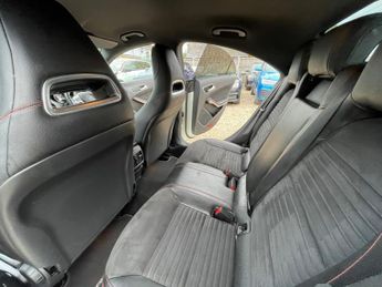 Mercedes-Benz CLA 2.1 CLA220 CDI AMG Sport Coupe 7G-DCT Euro 6 (s/s) 4dr