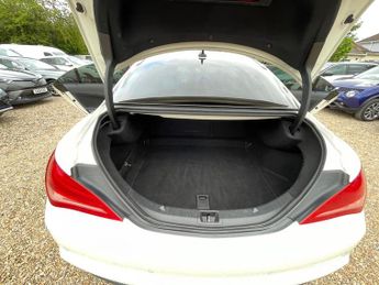 Mercedes-Benz CLA 2.1 CLA220 CDI AMG Sport Coupe 7G-DCT Euro 6 (s/s) 4dr