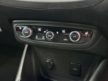 Vauxhall Crossland 1.2 Turbo Elite Auto Euro 6 (s/s) 5dr