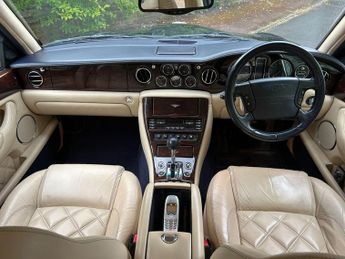 Bentley Arnage 6.8 LWB Saloon 4dr