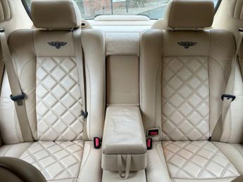Bentley Arnage 6.8 LWB Saloon 4dr