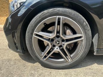 Mercedes-Benz C Class 1.5 C200 MHEV AMG Line (Premium) G-Tronic+ Euro 6 (s/s) 2dr