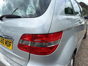 Mercedes-Benz B Class 1.5 B160 SE CVT 5dr