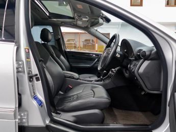 Mercedes-Benz C Class 5.4 C55 AMG saloon 4dr petrol Automatic