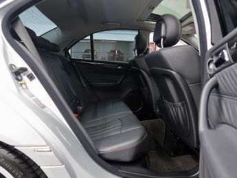 Mercedes-Benz C Class 5.4 C55 AMG saloon 4dr petrol Automatic