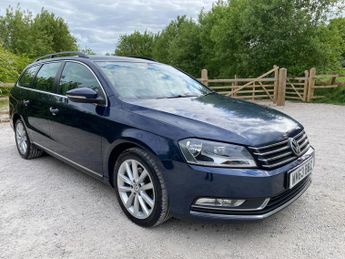 Volkswagen Passat 1.6 TDI BlueMotion Tech Executive Euro 5 (s/s) 5dr
