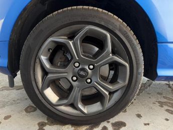 Ford EcoSport 1.0T EcoBoost ST-Line Euro 6 (s/s) 5dr