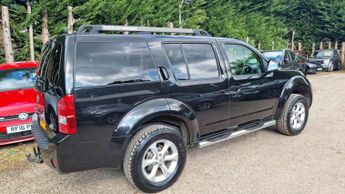 Nissan Pathfinder 2.5 dCi Acenta 5dr